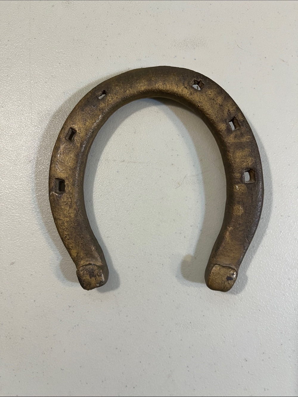 Antique-Style Metal Horseshoe Wall Accent - Bronze Tone